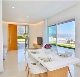 3 bedroom villa with pool & sea views, Alcamo Marina, sleeps 6-7